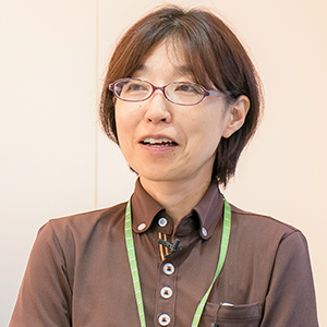 高波 千代子様